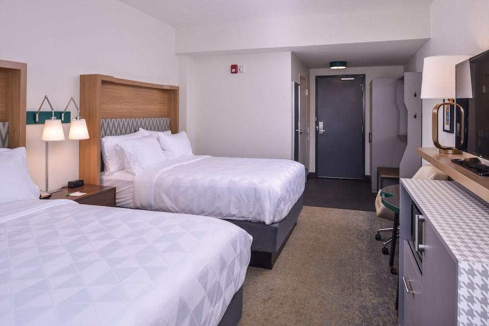 Holiday Inn Detroit Northwest - Livonia By Ihg Экстерьер фото