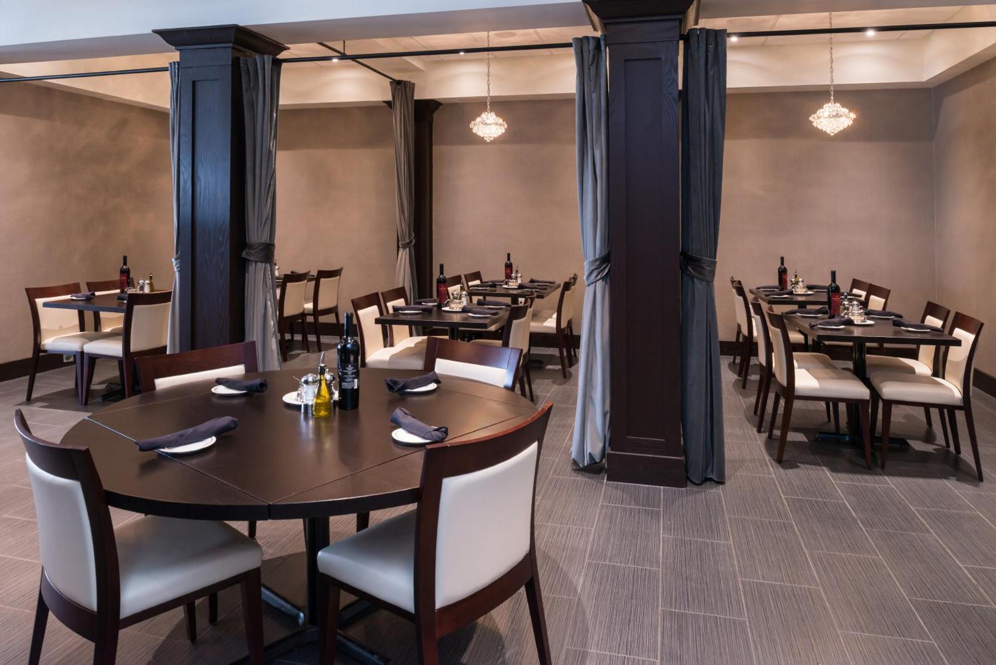 Holiday Inn Detroit Northwest - Livonia By Ihg Экстерьер фото