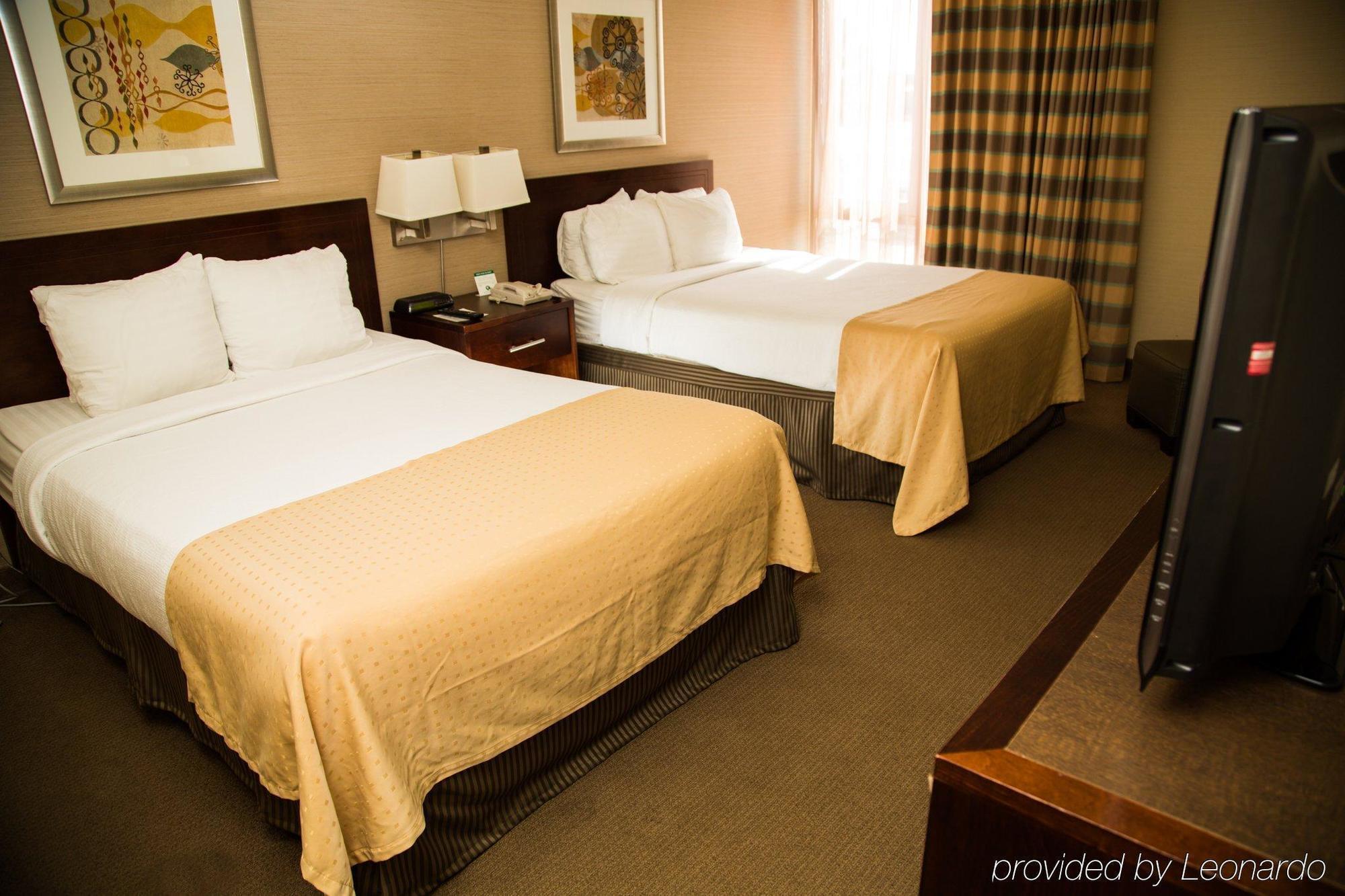 Holiday Inn Detroit Northwest - Livonia By Ihg Экстерьер фото